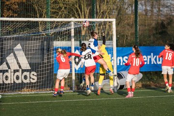 Bild 150 - wBJ Hamburger SV - Holstein Kiel : Ergebnis: 8:0